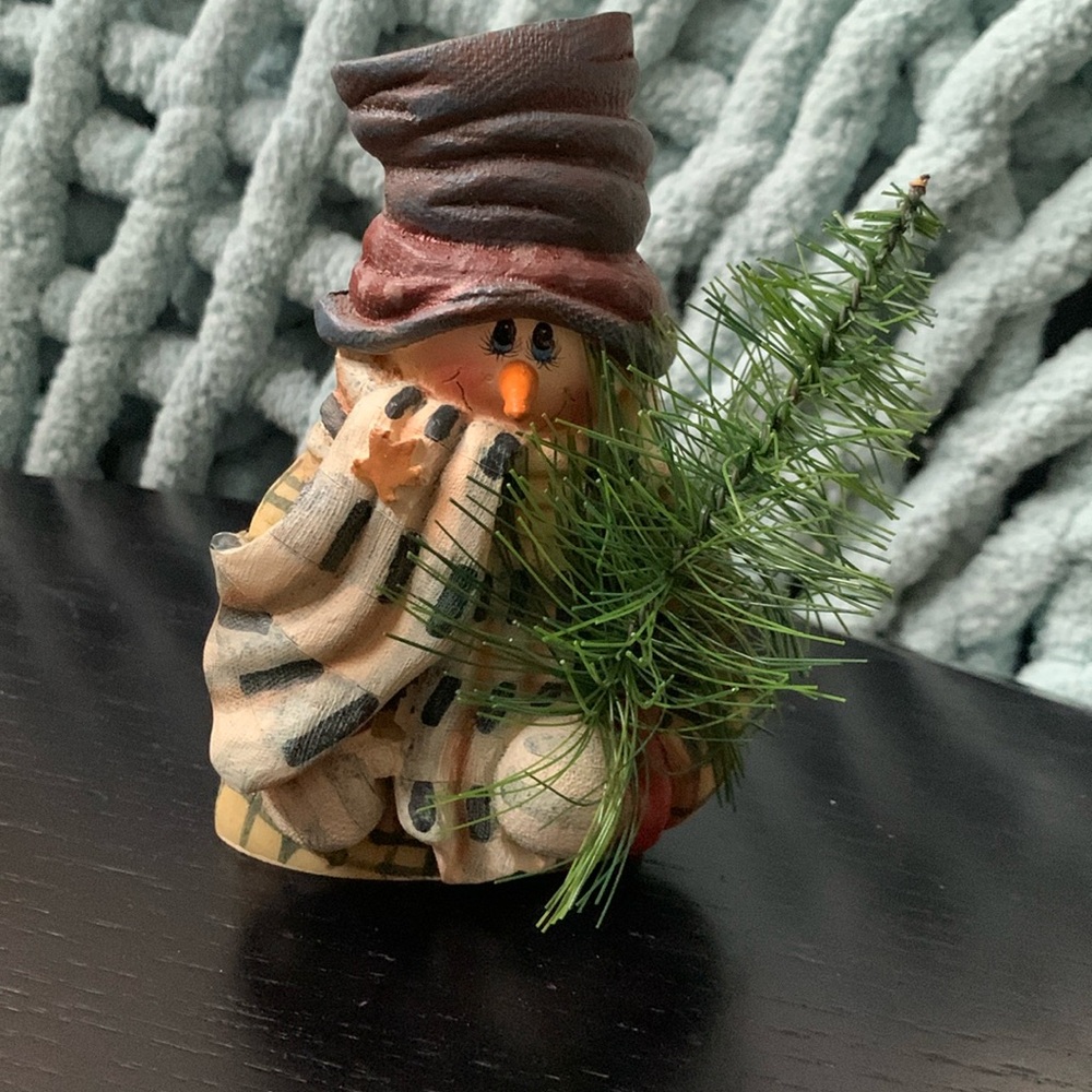 Snowman with tree candle holder